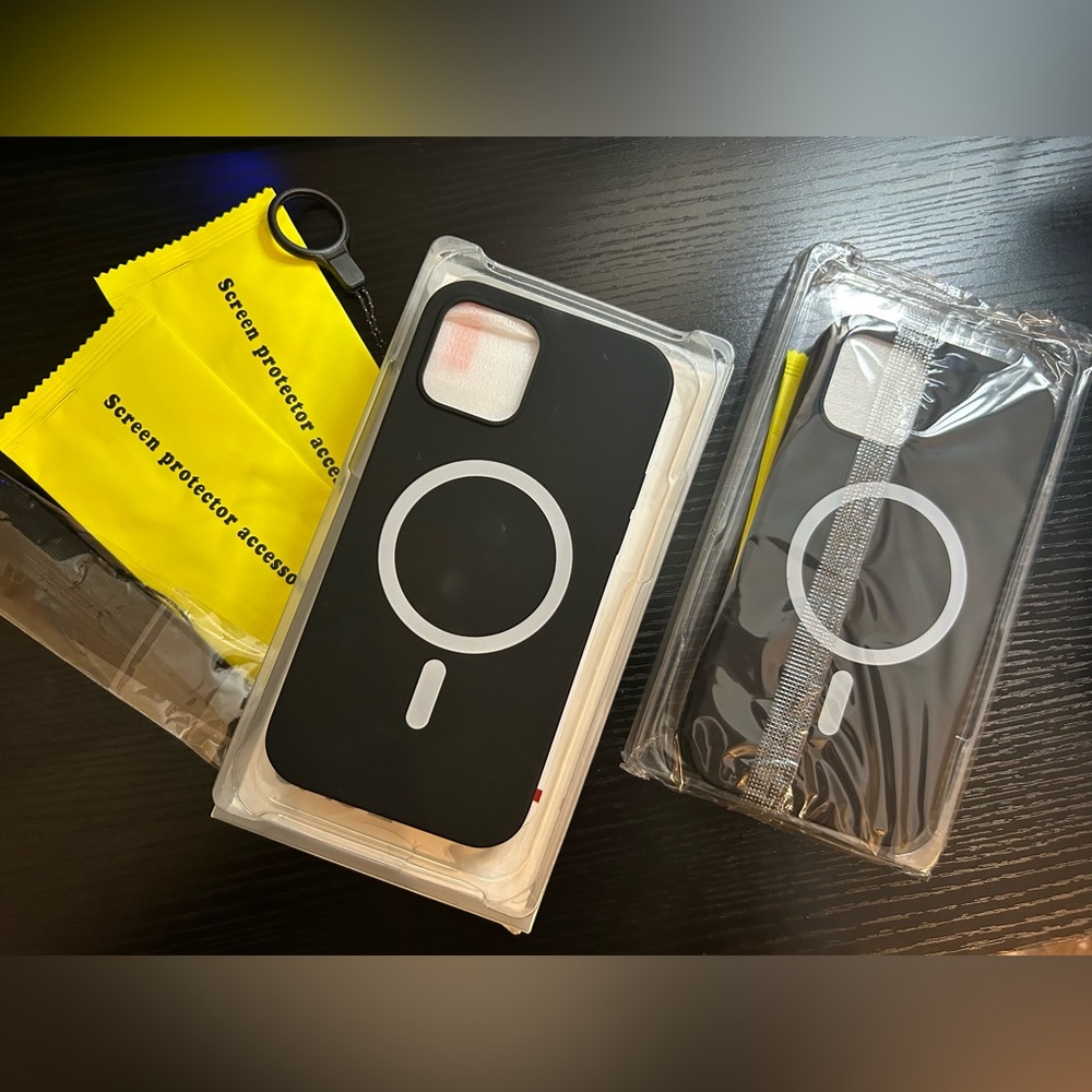 Magnetic Iphone 12/12 pro case